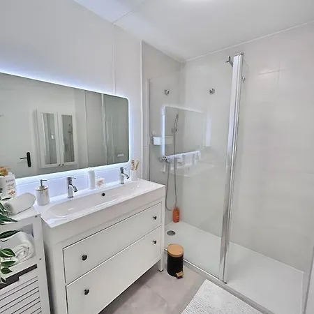 Apartment L'ecrin - 2ch - Balcons - Parking *